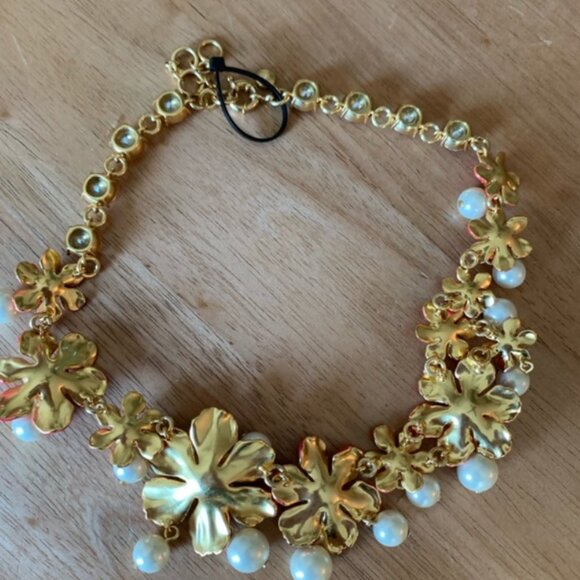 J Crew Pearl and crystal floral statement necklace - Picture 5 of 6